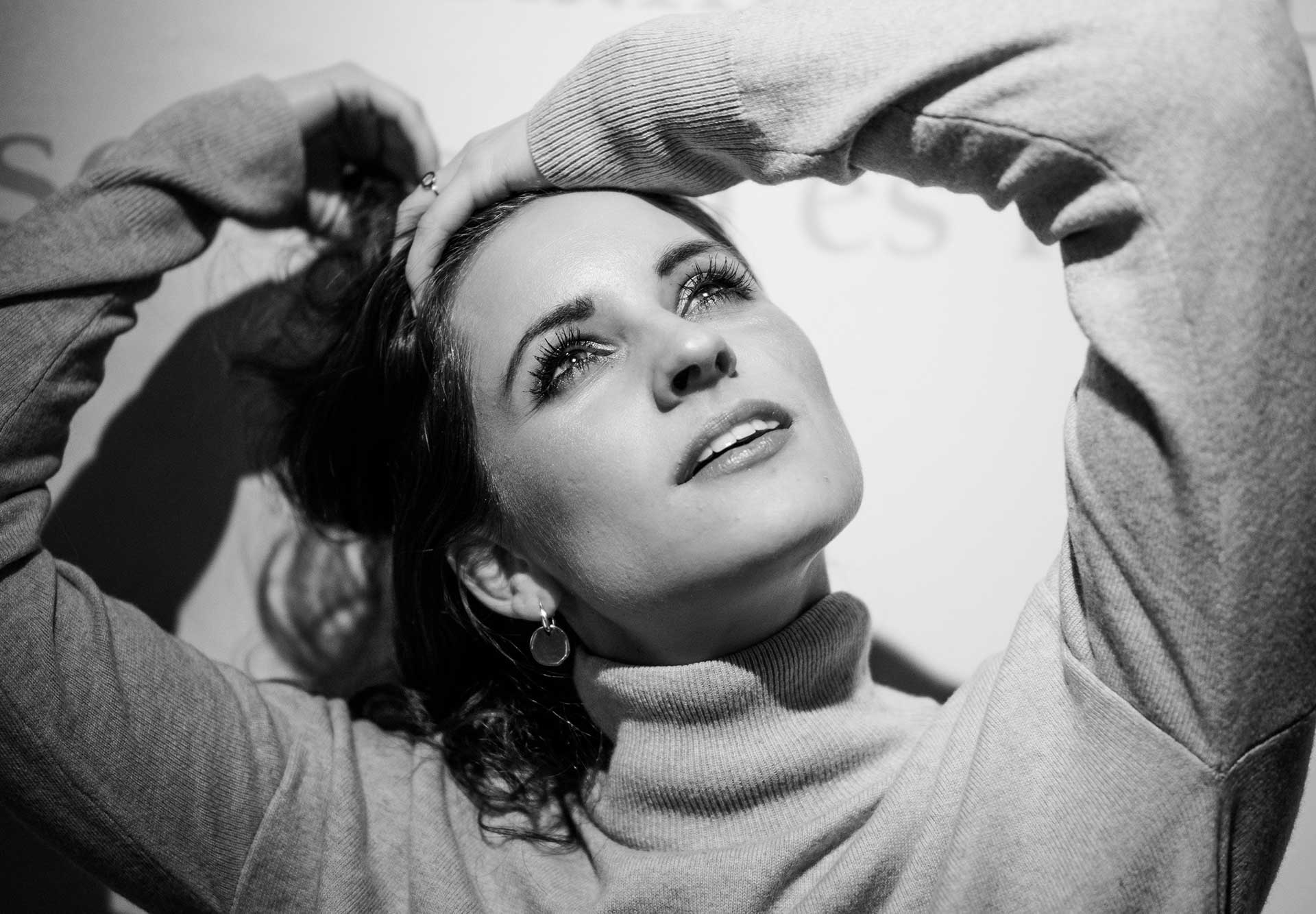 woman-4017330-1920px